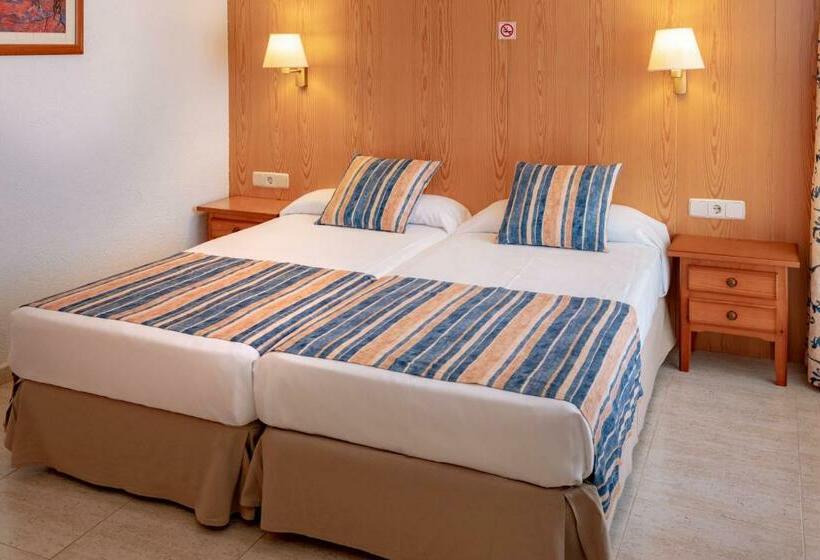 اتاق استاندارد با چشم‌انداز استخر, Ght Neptuno Tossa & Venus Spa