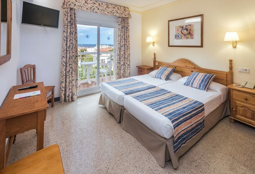 اتاق استاندارد با چشم‌انداز استخر, Ght Neptuno Tossa & Venus Spa