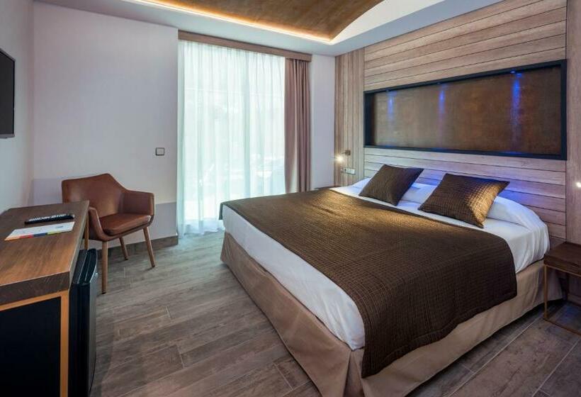 اتاق سوپریور, Ght Neptuno Tossa & Venus Spa