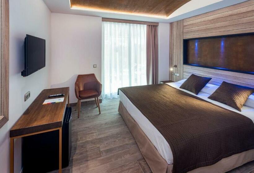 اتاق سوپریور, Ght Neptuno Tossa & Venus Spa