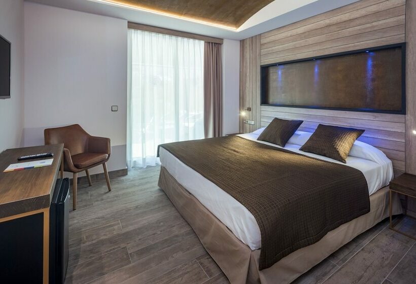 اتاق سوپریور, Ght Neptuno Tossa & Venus Spa