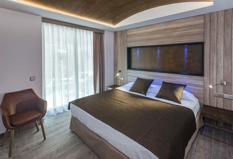 اتاق سوپریور, Ght Neptuno Tossa & Venus Spa