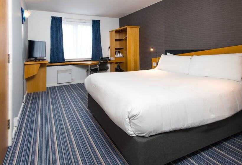 اتاق استاندارد با تخت دوبل برای معلولان, Holiday Inn Express Manchester East