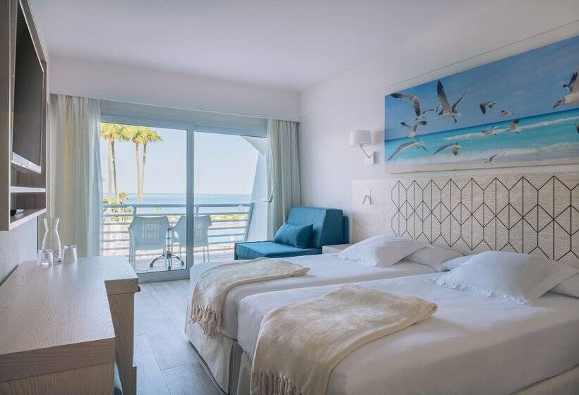اتاق استاندارد با چشم‌انداز دریا, Iberostar Waves Royal Andalus