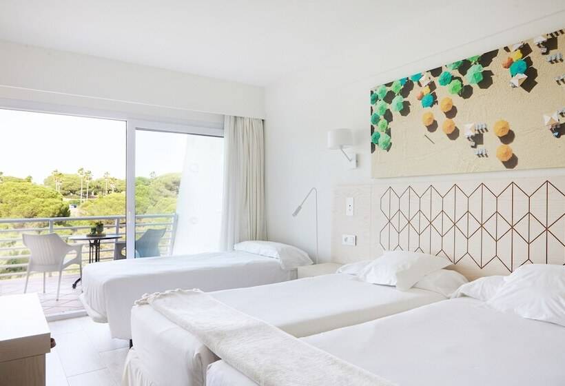اتاق استاندارد با چشم‌انداز باغ, Iberostar Waves Royal Andalus