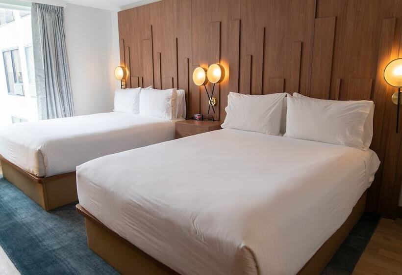 اتاق استاندارد با 2 تخت دوبل, Indigo Detroit Downtown, An Ihg