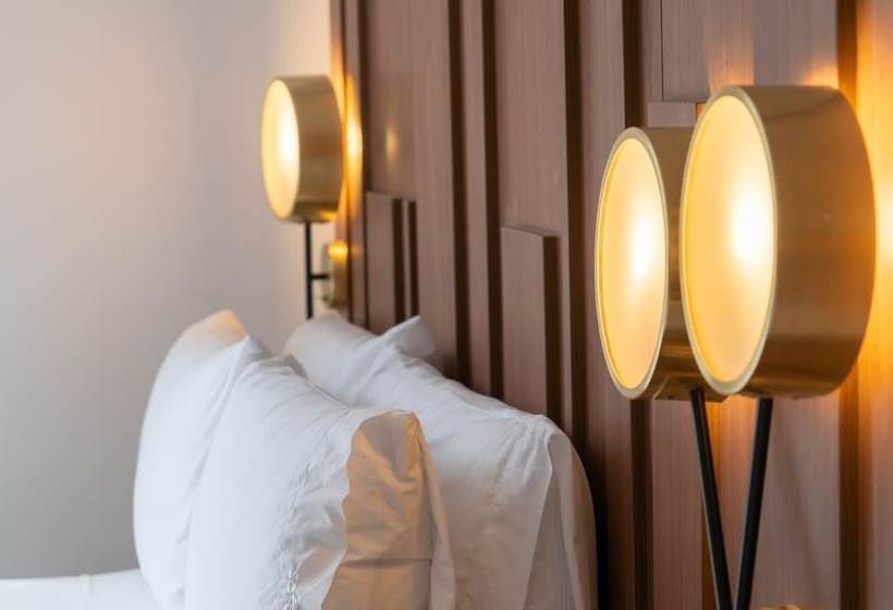 اتاق استاندارد با 2 تخت دوبل, Indigo Detroit Downtown, An Ihg