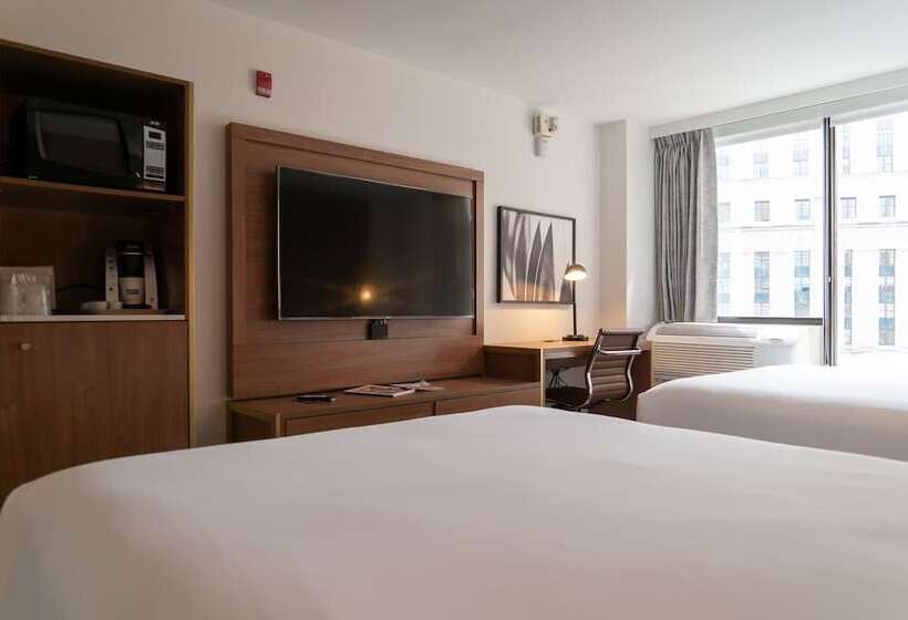 اتاق استاندارد با 2 تخت دوبل, Indigo Detroit Downtown, An Ihg