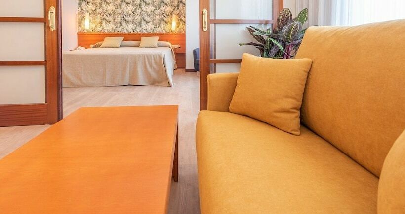 سوییت جونیور, Norat Palmeira Playa