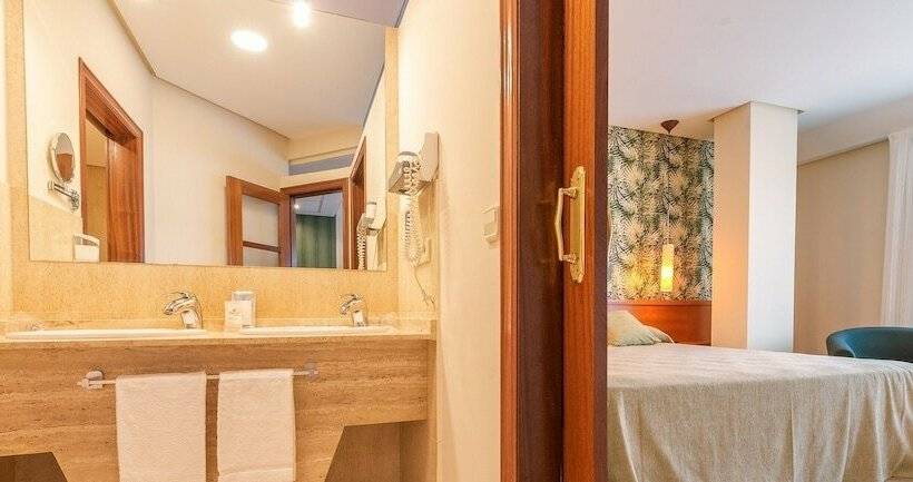 سوییت جونیور, Norat Palmeira Playa