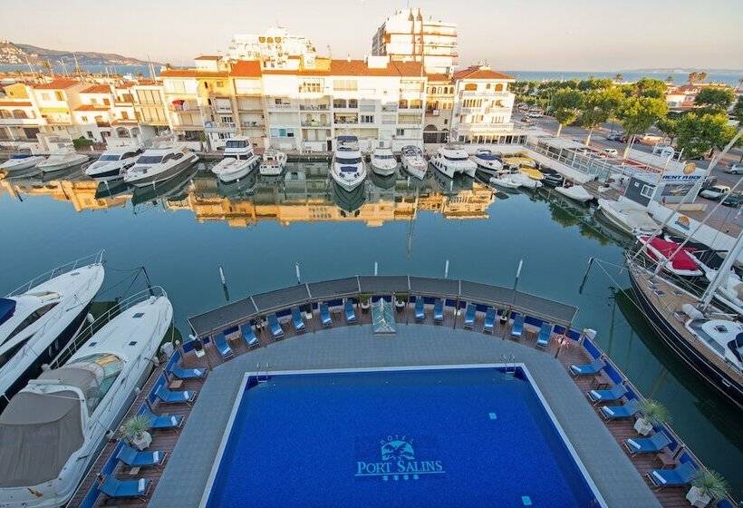 Chambre Supérieure avec Terrasse, Port Salins