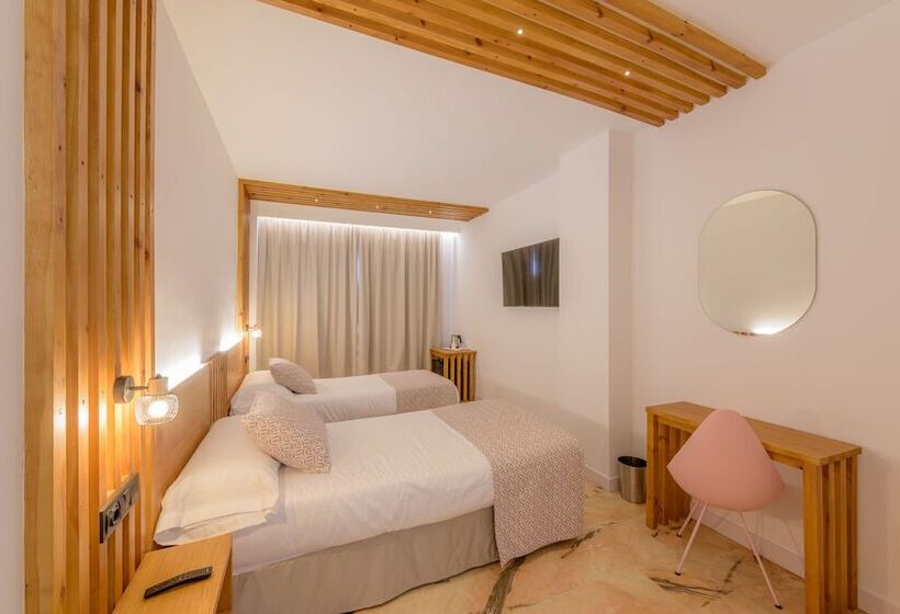 Deluxe Kamer met Uitzicht op het Zwembad, Nerja Princ