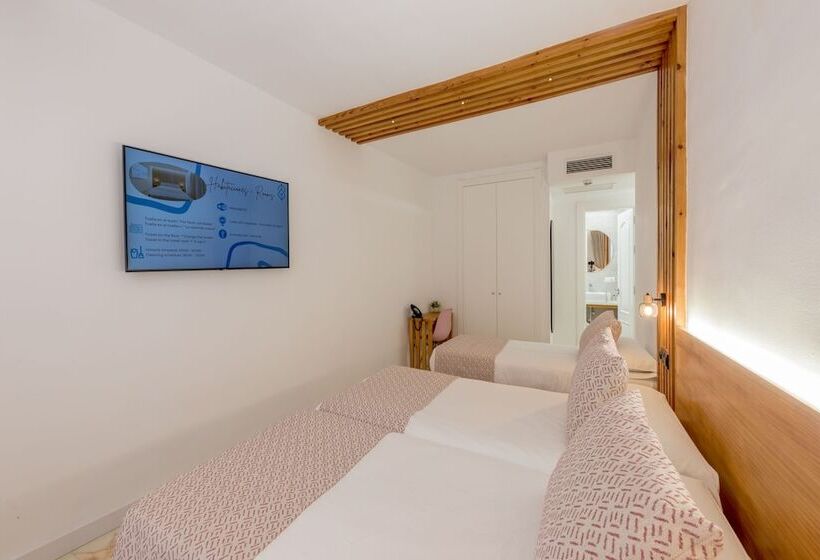 Habitación Triple Comfort, Nerja Princ