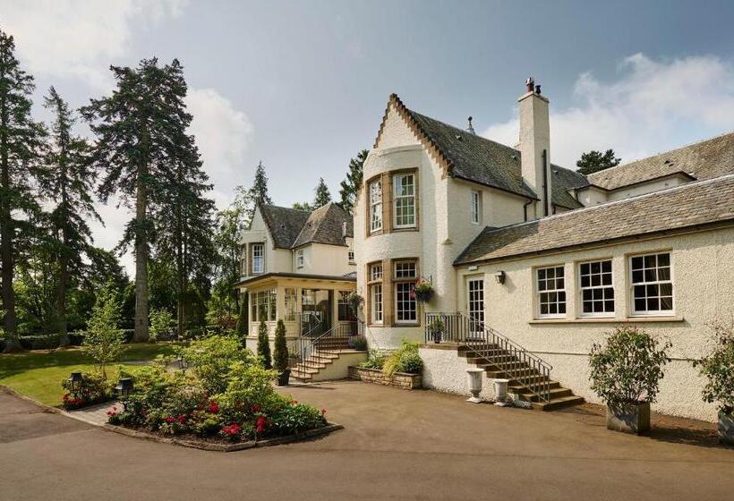 Family Room, The Cairn Lodge &