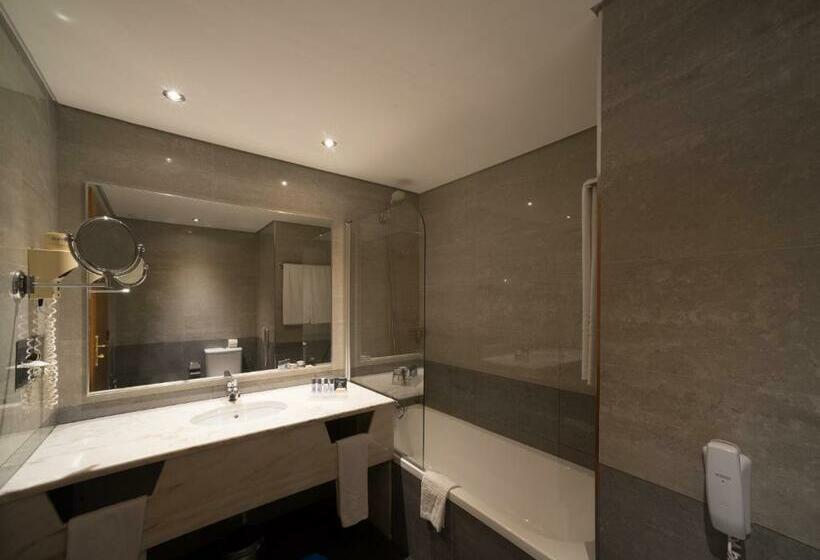 سوییت جونیور سوپریور, Vila Gale Porto   Centro