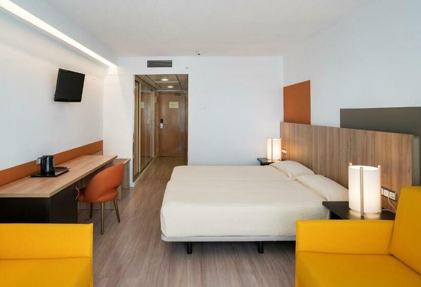 标准三人间, Medplaya Hotel Flamingo Oasis