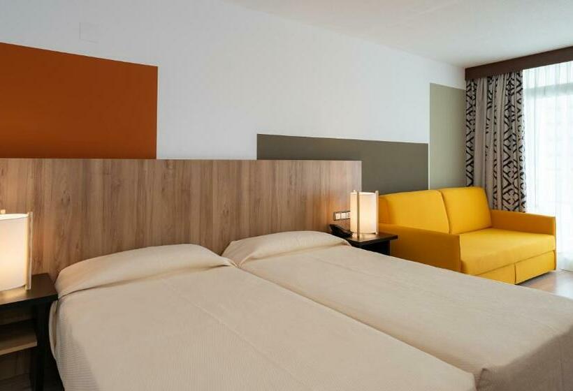标准三人间, Medplaya Hotel Flamingo Oasis