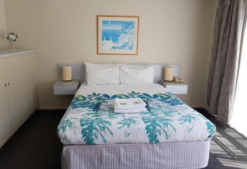 استودیوی استاندارد, Aloha Seaview Resort Motel