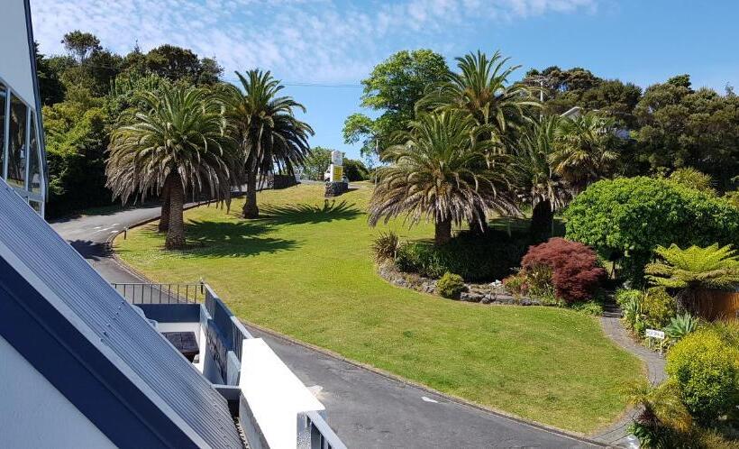 2 Bedroom Deluxe Apartment Sea View, Aloha Seaview Resort Motel
