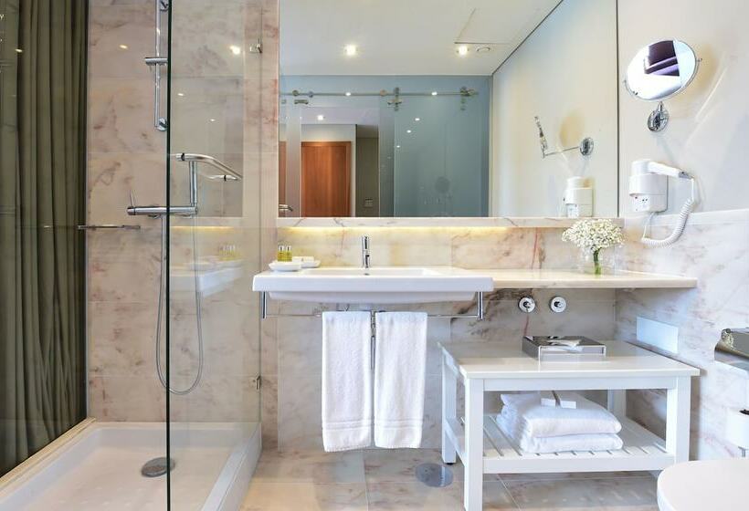 اتاق استاندارد با چشم‌انداز رودخانه, Pestana Vintage Porto Hotel & World Heritage Site