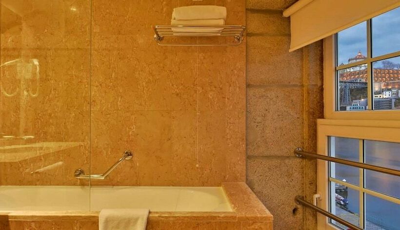 اتاق استاندارد با چشم‌انداز, Pestana Vintage Porto Hotel & World Heritage Site