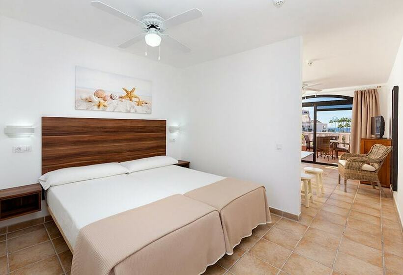 إستديو قياسى مطل على حمام السباحة, Sol Sun Beach Apartamentos