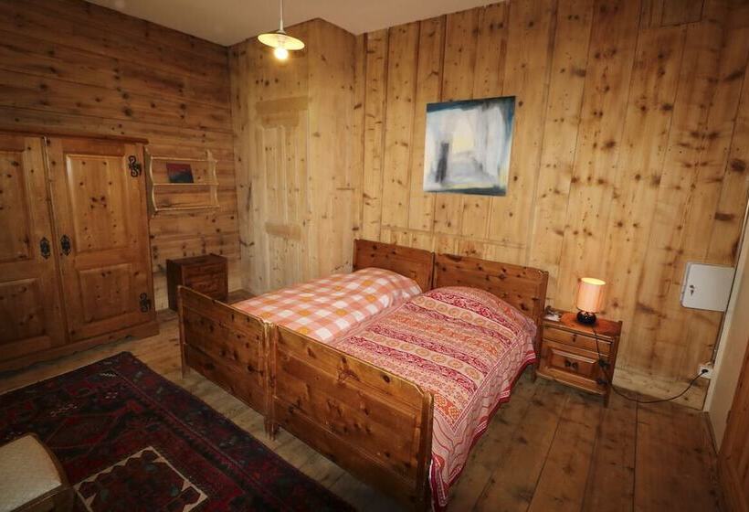 اتاق استاندارد با چشم‌انداز کوهستان, Riversong Centre Thermal