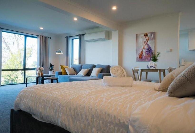 بانگلوی لوکس, Amazing Sea Views Luxury Guest House