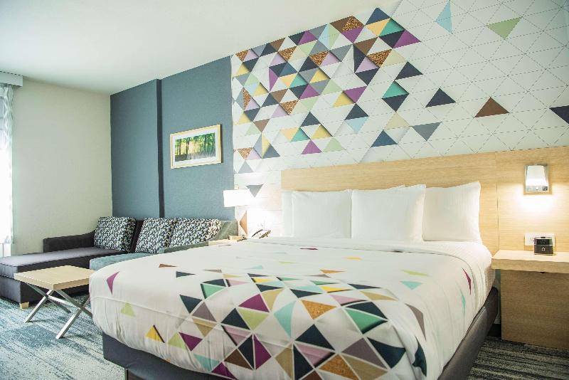 اتاق استاندارد, La Quinta Inn & Suites By Wyndham Lake City