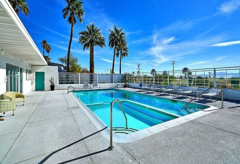اتاق استاندارد با تخت دوبل, Sagewater Springs   Adult Only