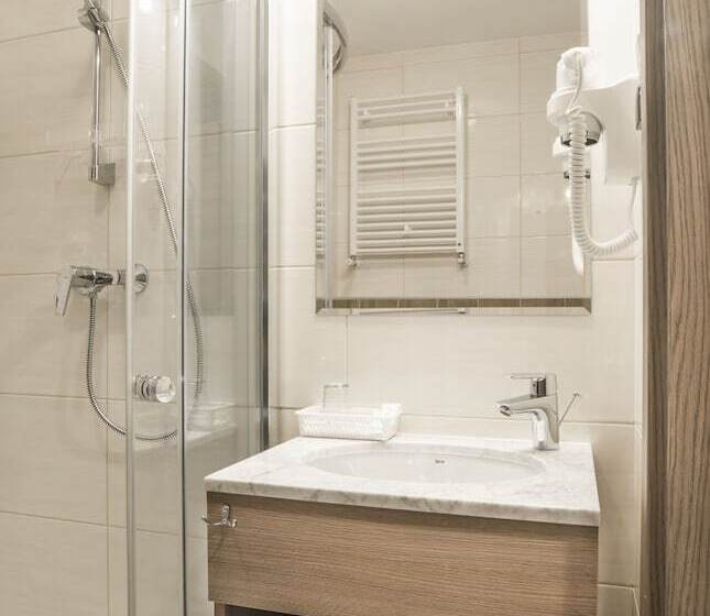 اتاق استاندارد, Urbi