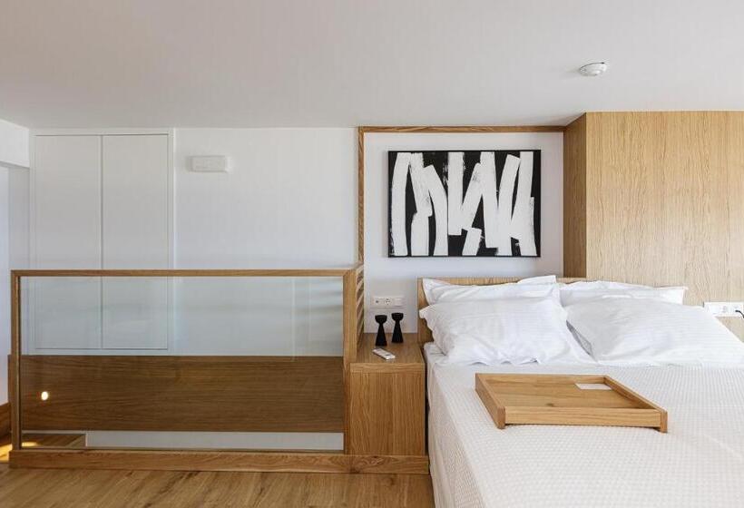 سوییت سوپریور با چشم‌انداز دریا, North Coast Seaside Suites