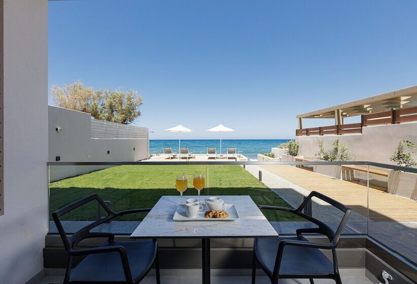 سوییت سوپریور با چشم‌انداز دریا, North Coast Seaside Suites