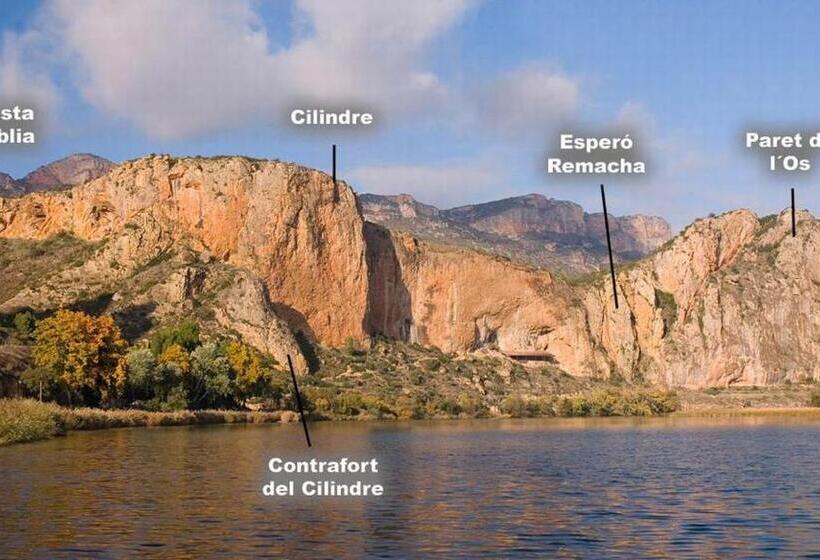 اتاق لوکس, Hostal Casiano Camarasa