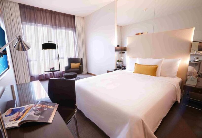 اتاق استاندارد با تخت دو نفره بزرگ, Centro Corniche Al Khobar By Rotana