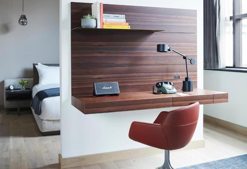 سوئیت پرزیدنت, Fitler Club