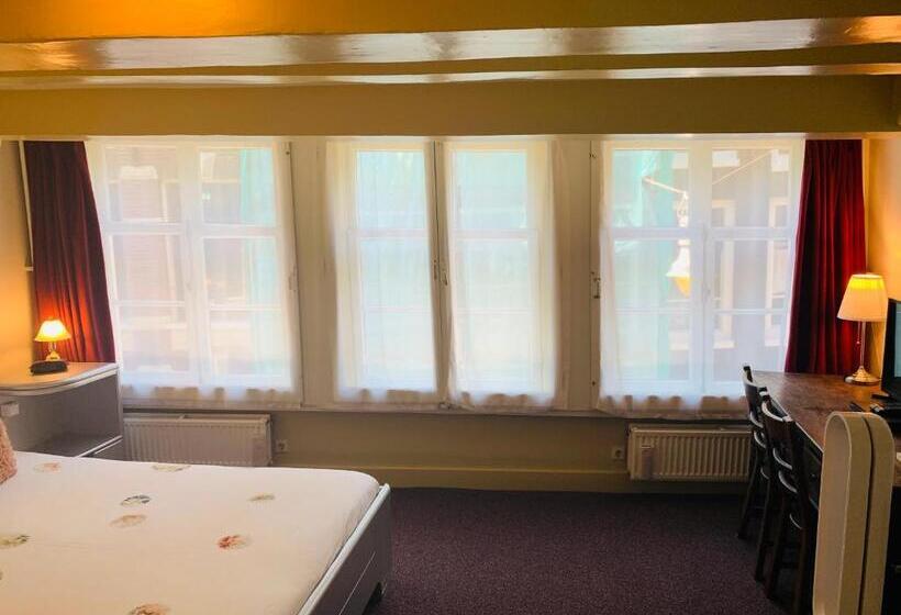 اتاق استاندارد, Amsterdam Central Guest House