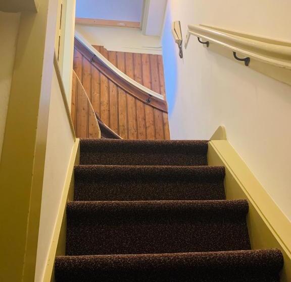 اتاق اکونومی, Amsterdam Central Guest House