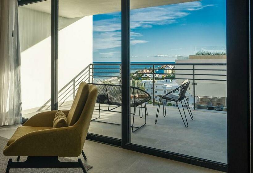 آپارتمان 2 خوابه با چشم‌انداز دریا, The Fives Oceanfront  Puerto Morelos