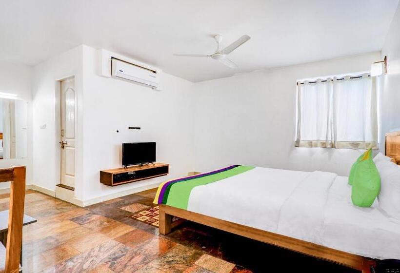اتاق استاندارد, Treebo Benaka Residency