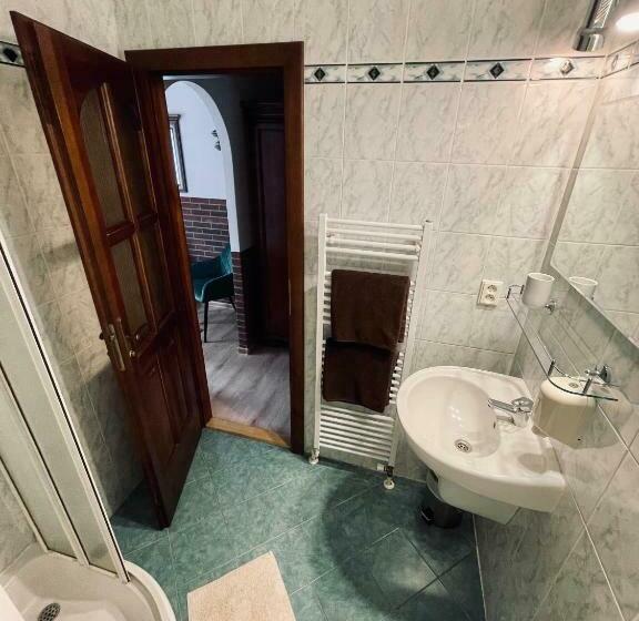 اتاق استاندارد, Pension Silvie