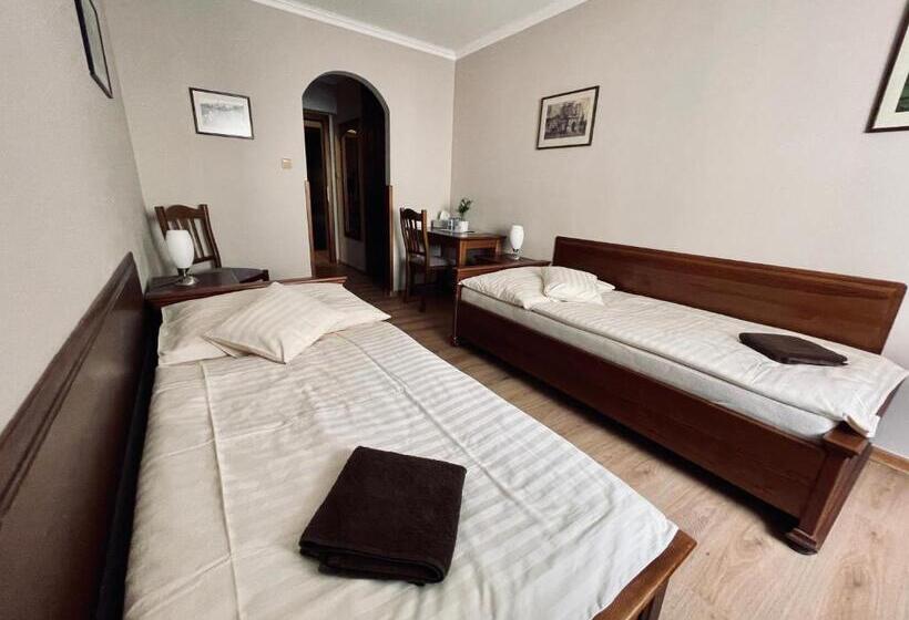 اتاق استاندارد, Pension Silvie