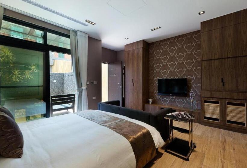 اتاق لوکس, Skyline B&b