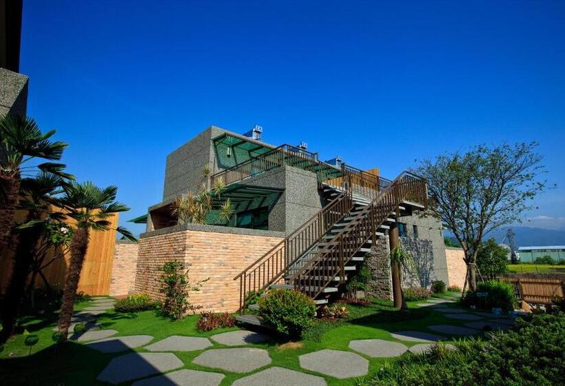 اتاق لوکس, Skyline B&b