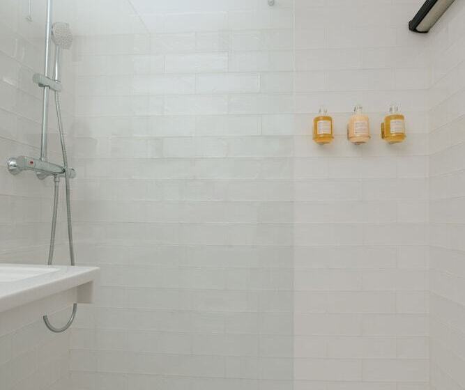 استودیوی استاندارد, Sonder Santa Ana
