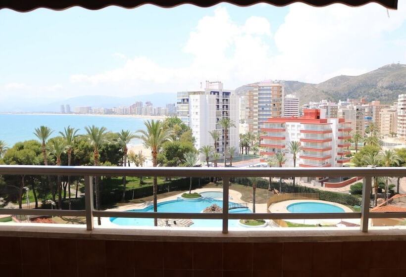 海の見える２ベッドルームアパートメント, Apartamentos Florazar Ii