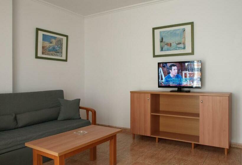 2 Bedroom Apartment with Terrace, Apartamentos Maracay