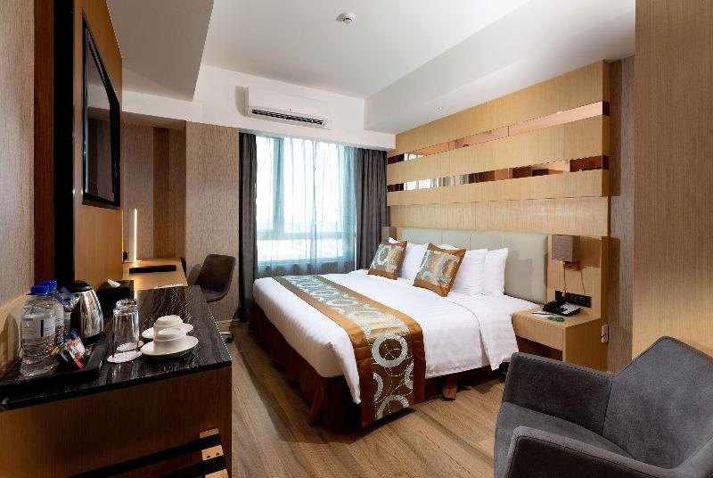 آپارتمان 1 خوابه با تراس, Apartamentos Solamaza