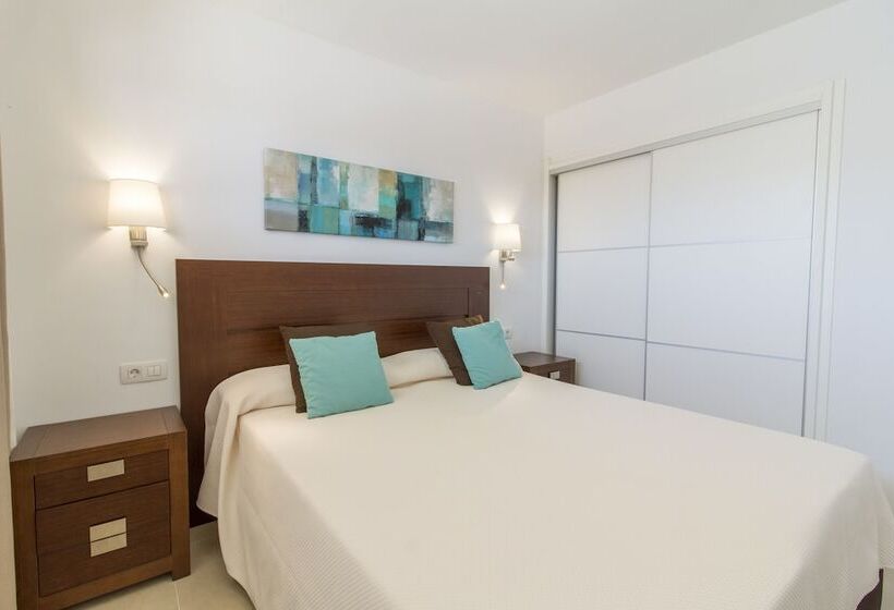 Appartement Deluxe 1 Chambre, Camelina Suites  Formerly Torrent Bay