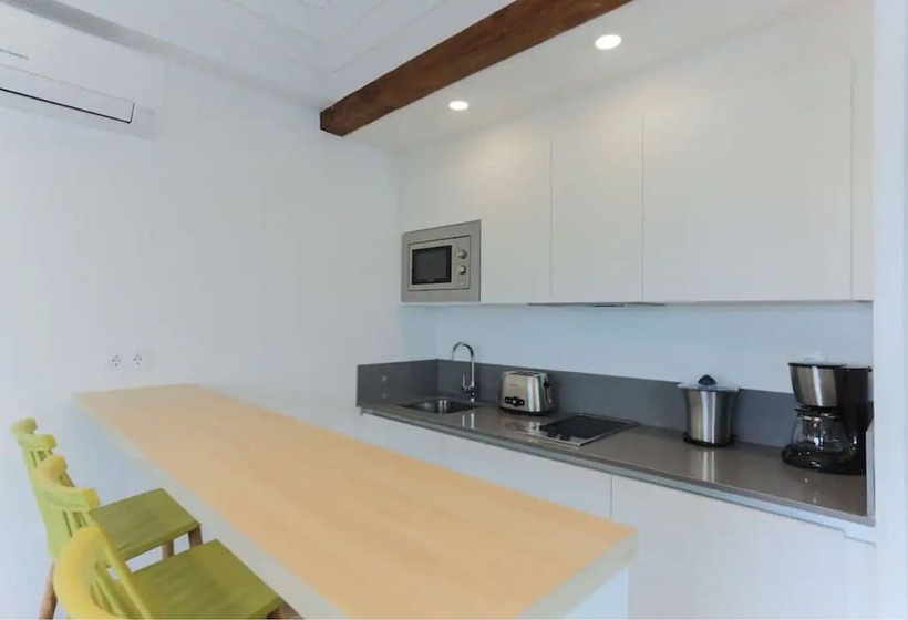بانگلوی لوکس, Camelina Suites